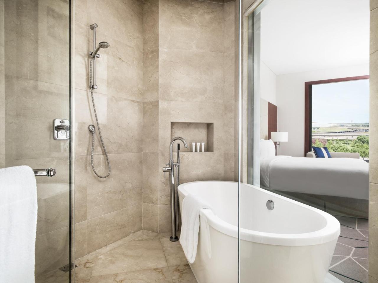 Hotel Cordis, Beijing Capital Airport By Langham Hospitality Group 5*