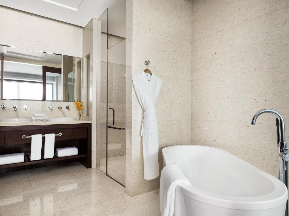 Cordis, Beijing Capital Airport By Langham Hospitality Group Hotel